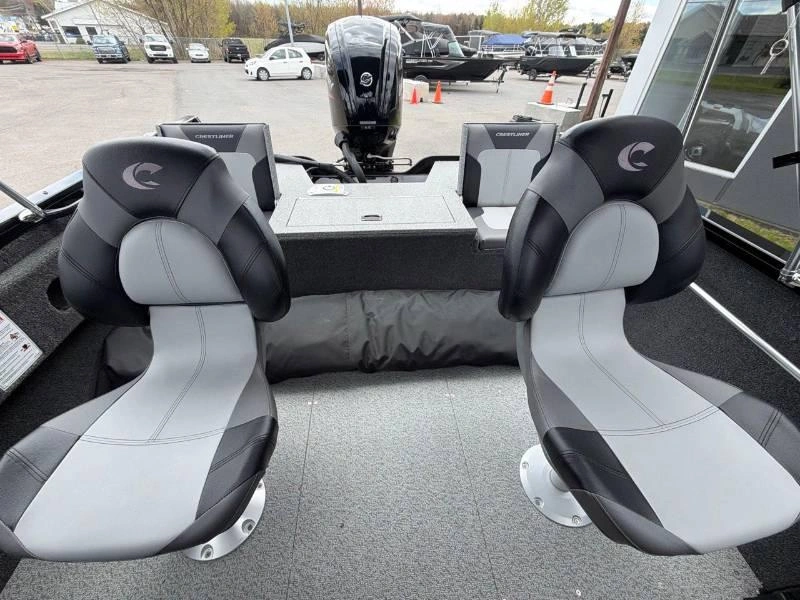 Crestliner 1650 Hawk Wt Jumpseat 2026 alt