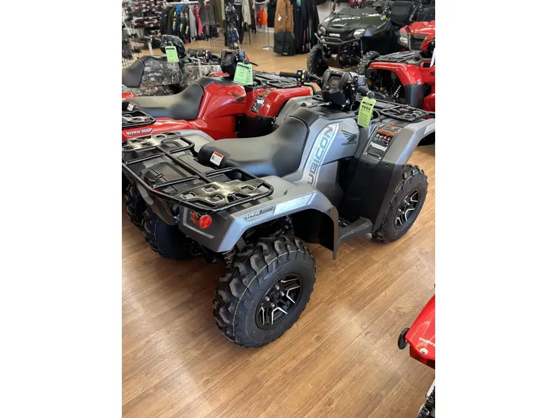 2026 Honda Rubicon 520 DCT Deluxe thumbnail 4