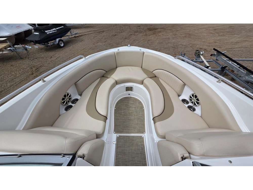2014 Cruisers Yachts 258 Ss alt