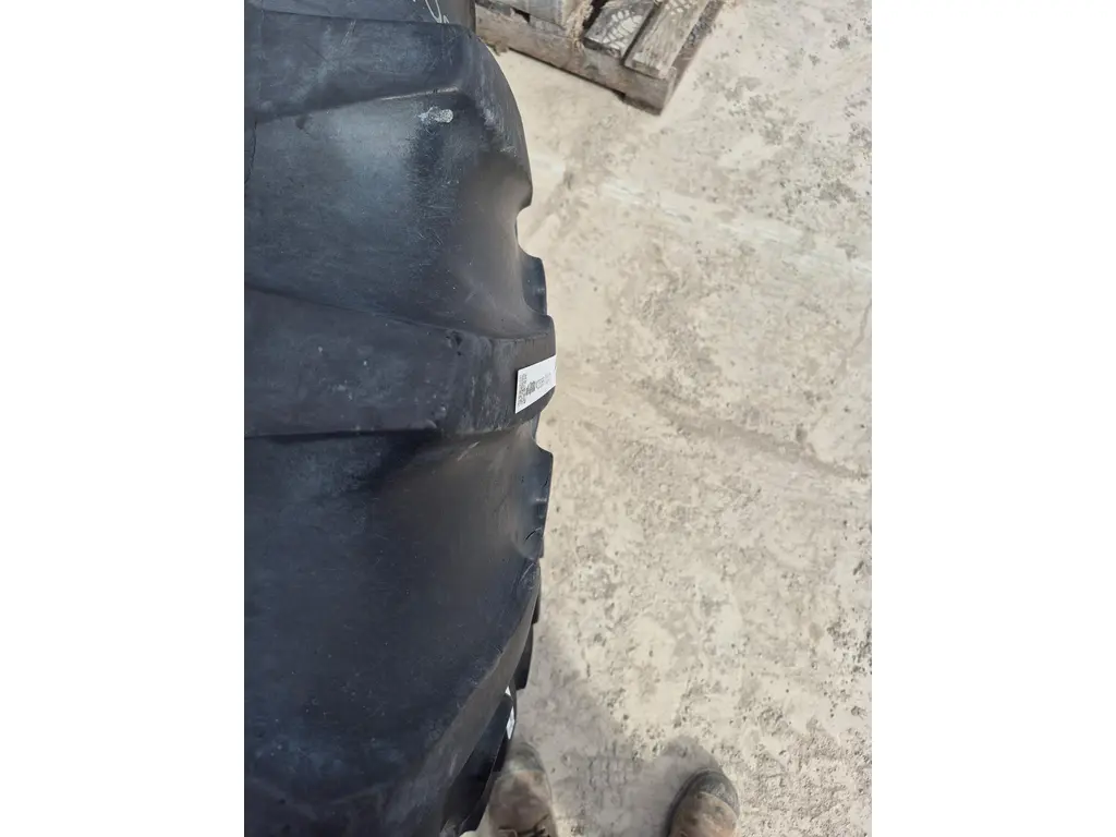 Firestone 520/85R42 2016