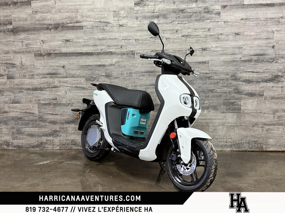 2025 Yamaha Neo Scooter Electrique Blanc alt
