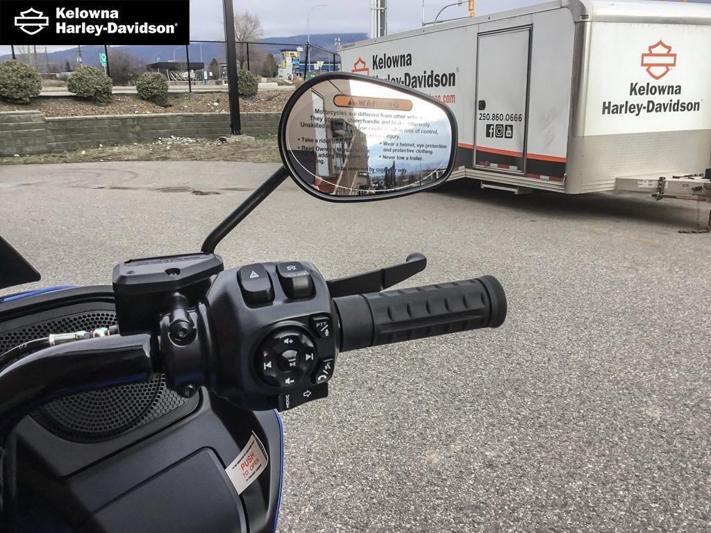 2026 Harley-Davidson FLTRX - Road Glide® thumbnail 16