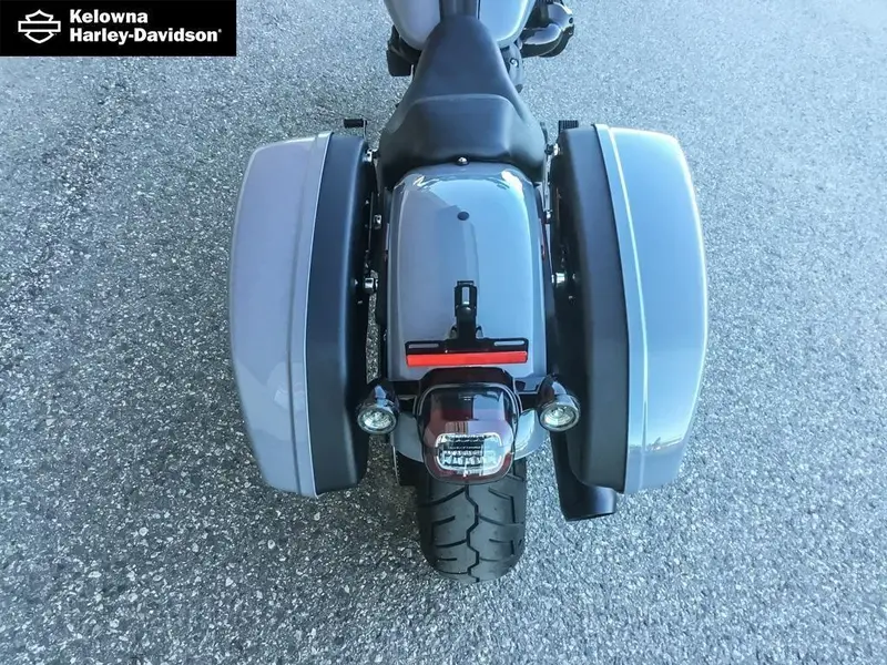 2026 Harley-Davidson FXLRST - Low Rider® ST thumbnail 13