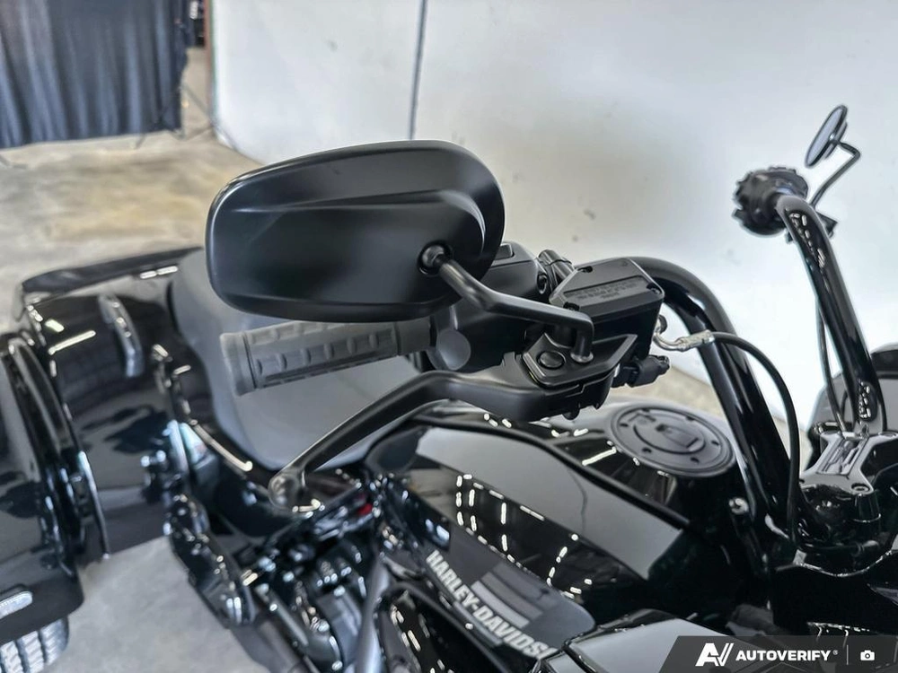 2026 Harley-davidson Road Glide 3 alt