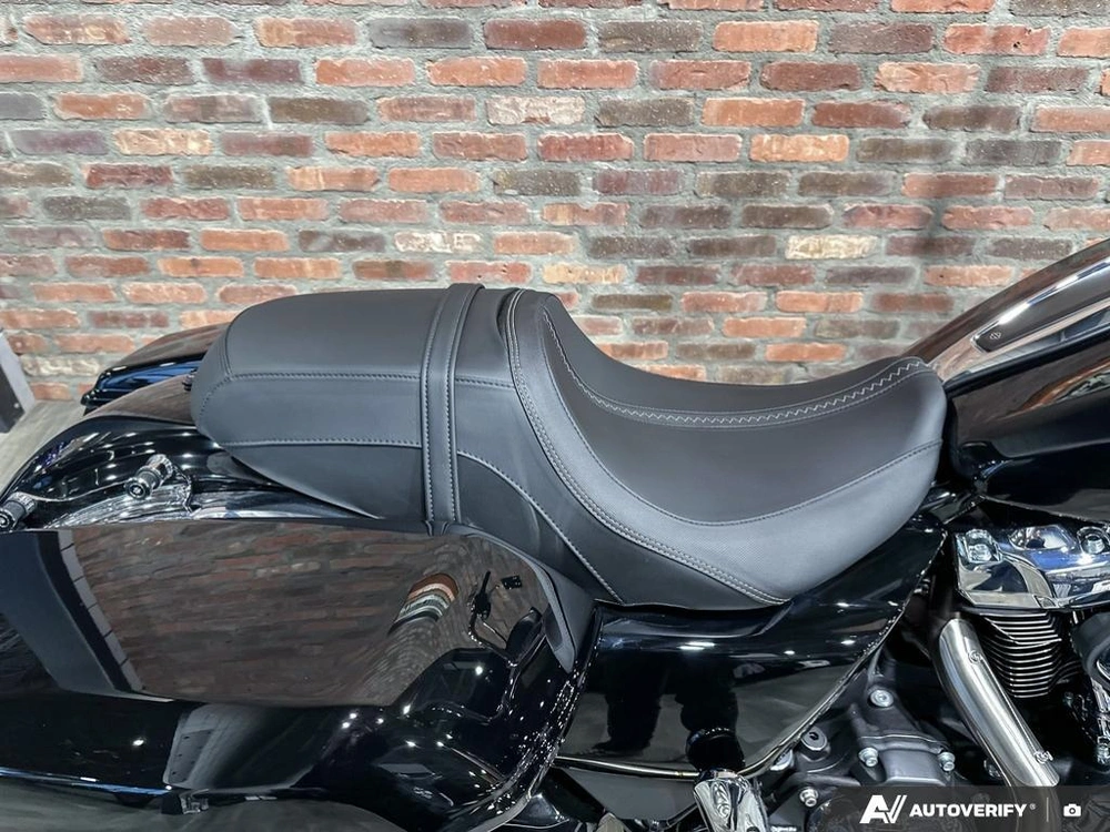 2026 Harley-davidson Road Glide alt