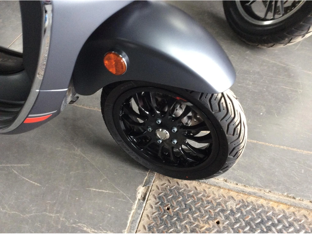2022 Vespa Sprint 49cc alt