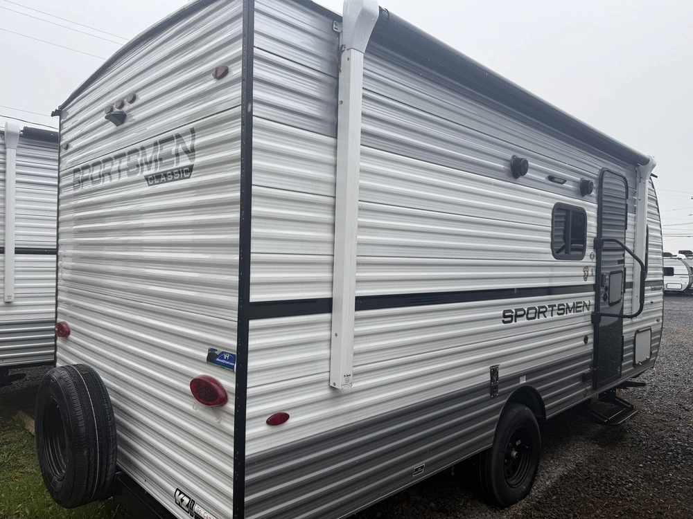 2026 Kz-rv Sportsmen Classic 180bh alt