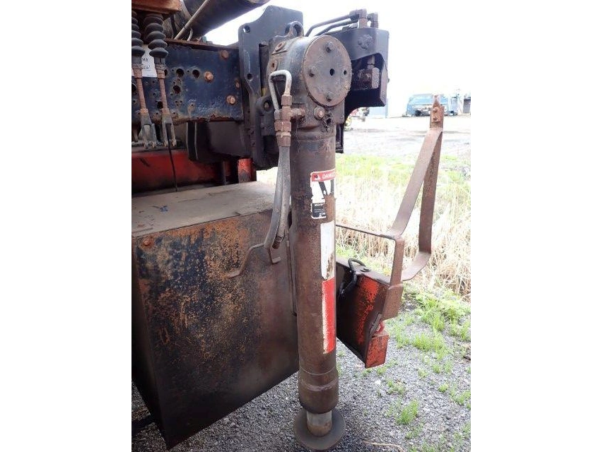 International 7600 2010