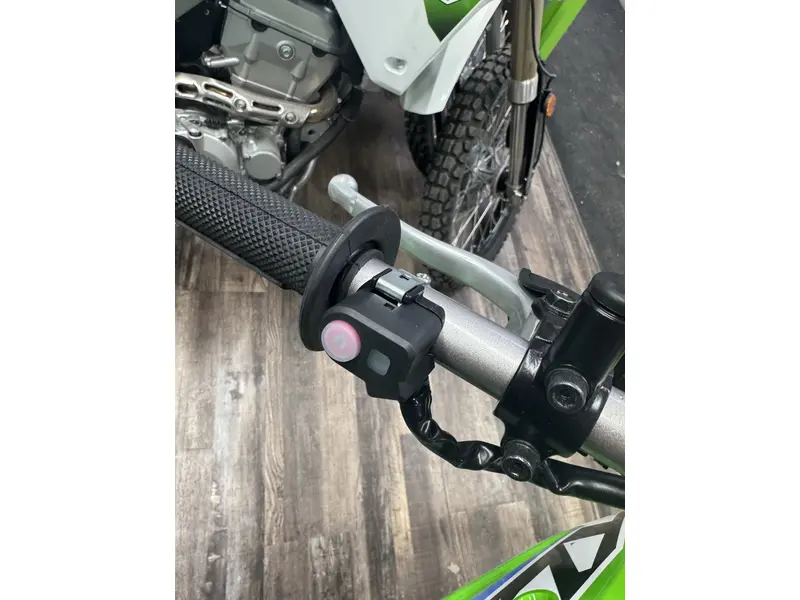 2026 Kawasaki KLX230R thumbnail 6