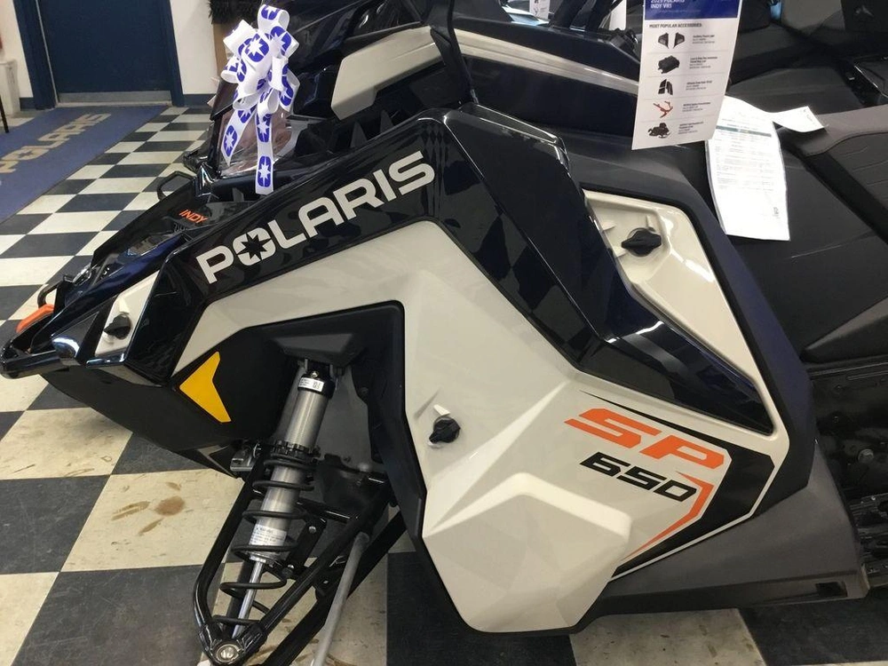 2025 Polaris 650 Indy Sp 137 Es alt