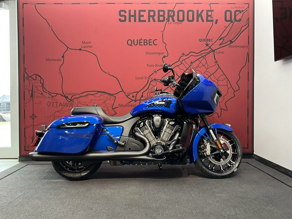 Indian Motorcycle Challenger Dark Horse + 112 Package 2026 alt