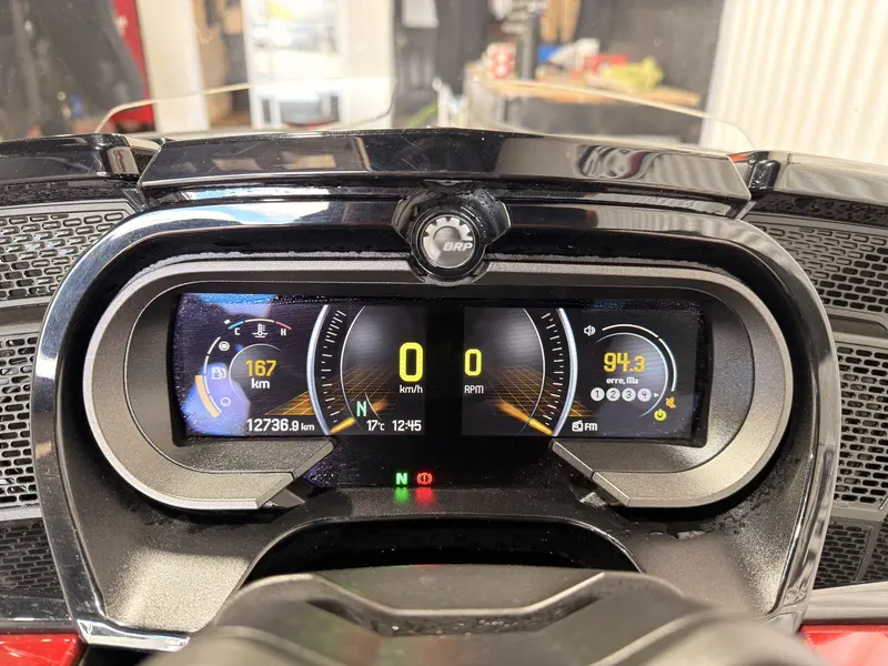 2018 Can-Am SPYDER F3 LIMITED DARK SE6 **BAS KILOMÉTRAGE!!** thumbnail 10