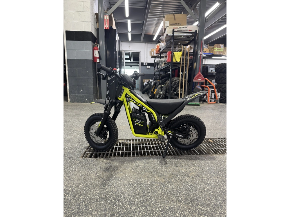 Triumph Txp-12 2026 alt