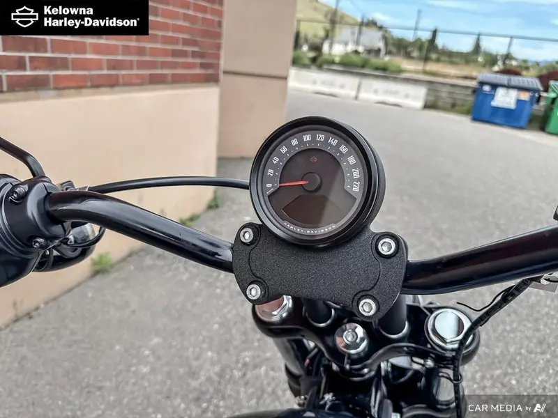 2025 Harley-Davidson FXBB - Street Bob® thumbnail 13