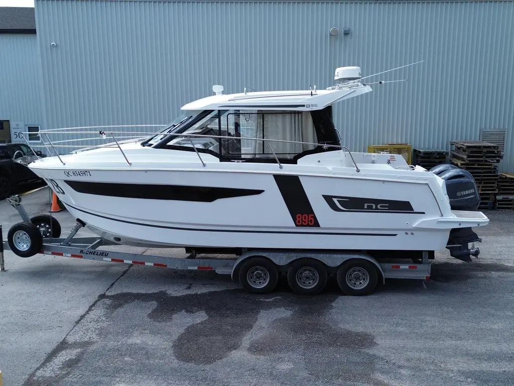 Jeanneau NC 895  2022