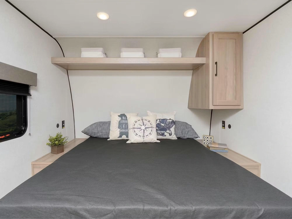 Keystone Rv Coleman 17 R 2025 alt