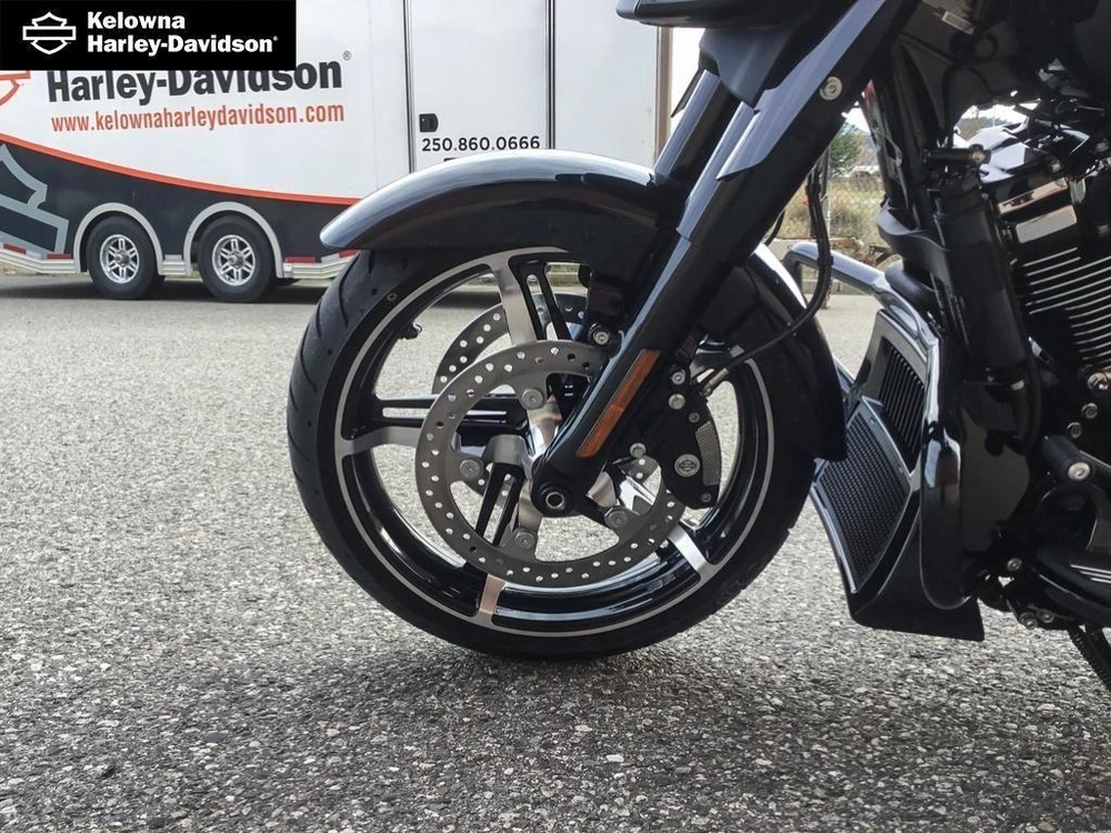 2026 Harley-davidson Flhx - Street Glide® alt