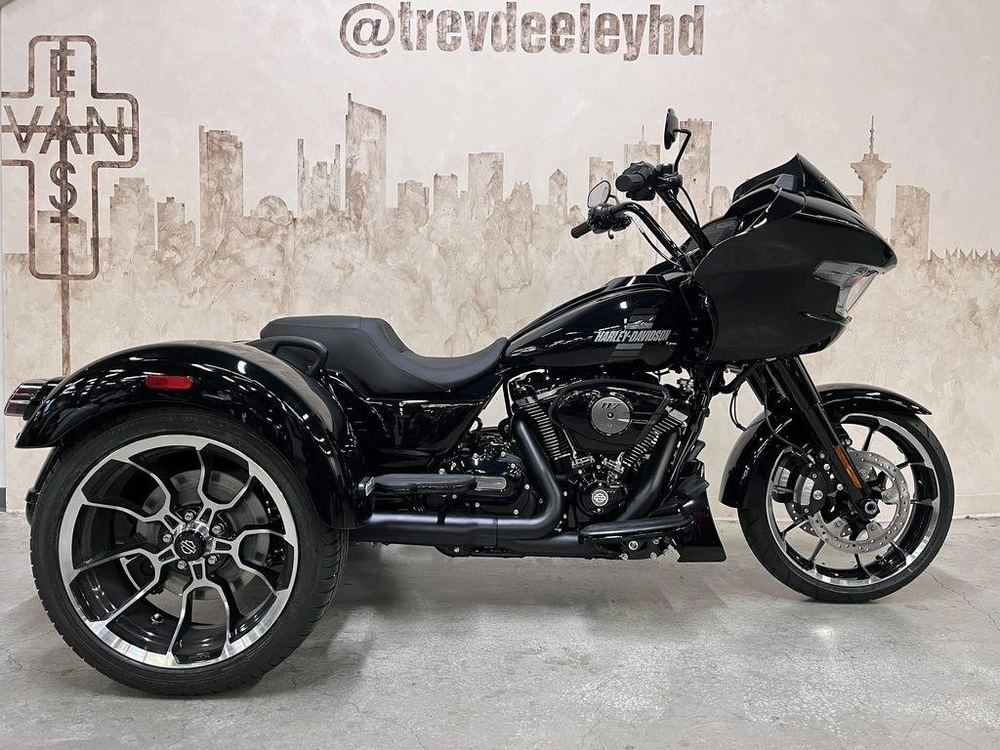2026 Harley-davidson Fltrt Road Glide 3 alt