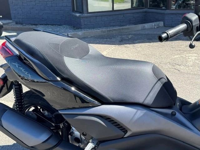 Yamaha Xmax 2025 alt