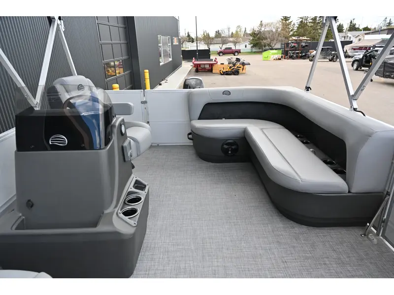 2026 Sun Tracker PARTY BARGE 16 DLX 50ELPT 4S thumbnail 12