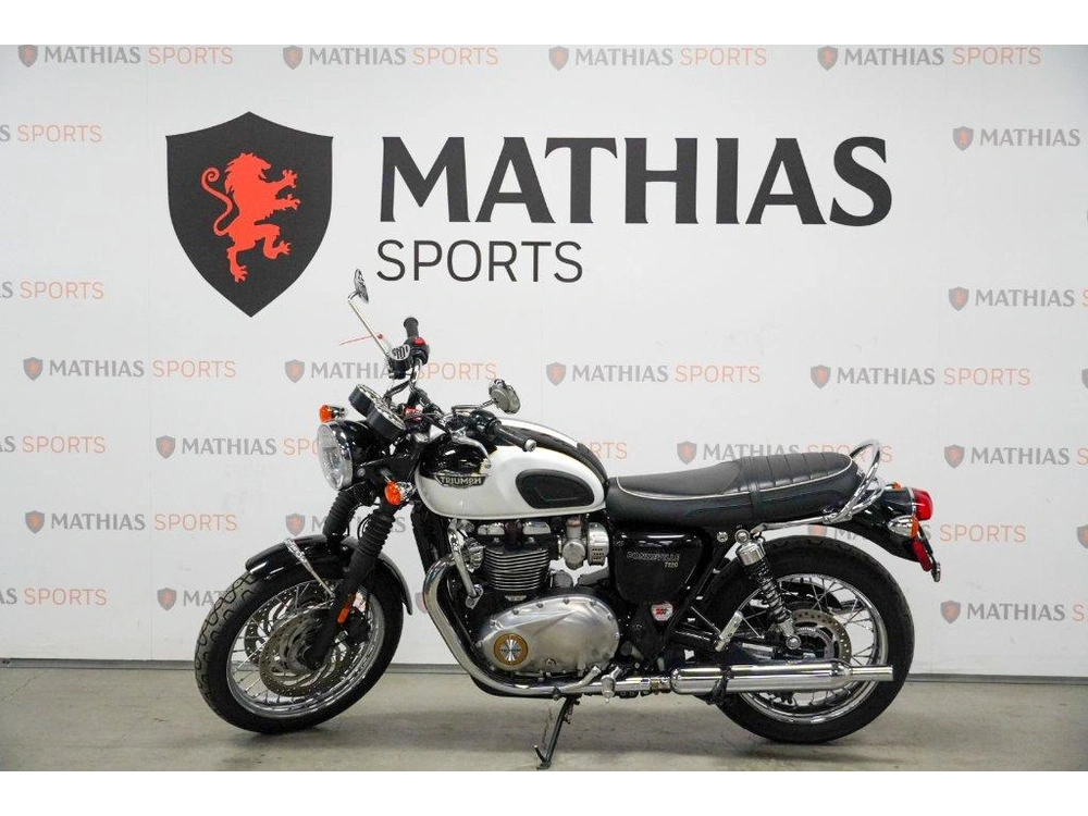 Triumph Bonneville T120 2016 alt