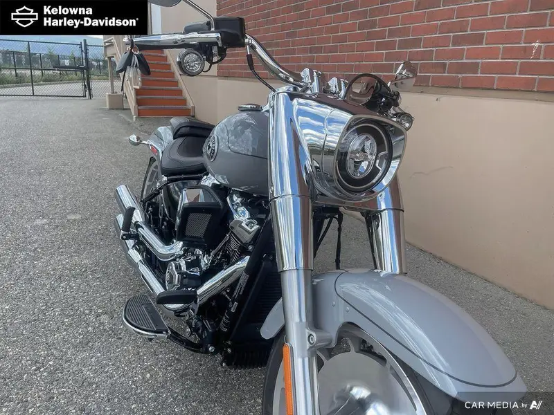 2025 Harley-Davidson FLFB - Fat Boy™ thumbnail 6