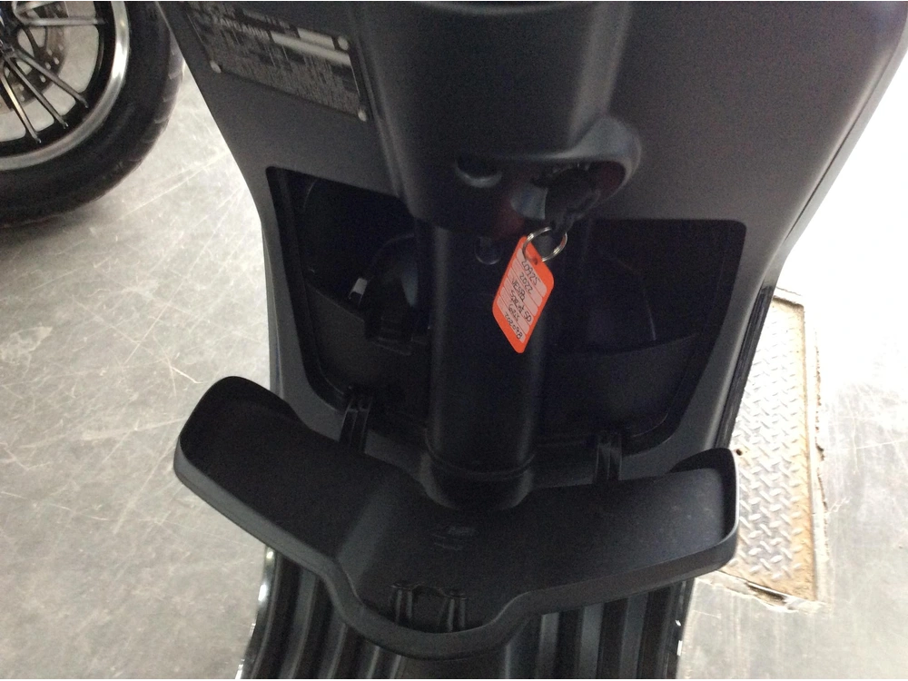 2022 Vespa Sprint 49cc alt