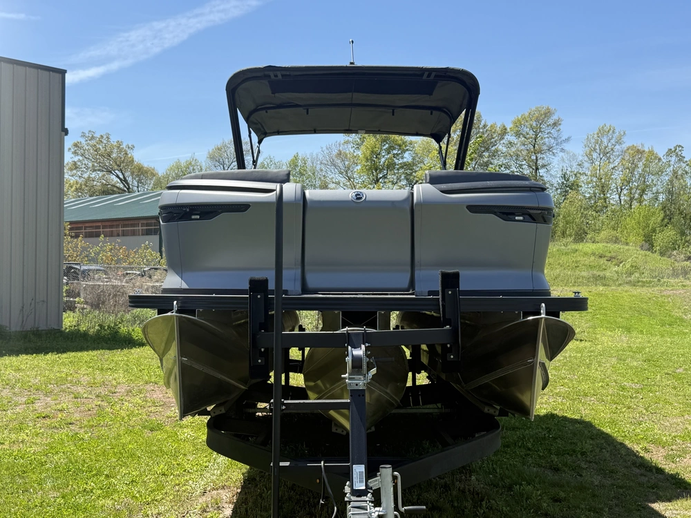 2025 Manitou Explore 24 Stealth alt