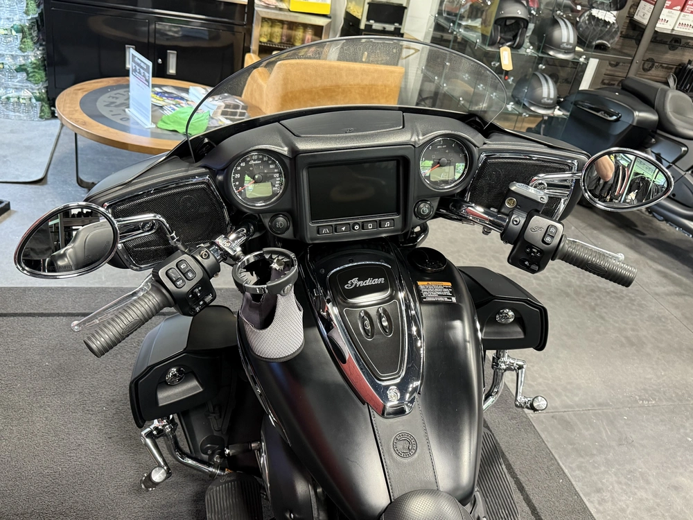 2020 Indian Motorcycle Rm Dark Horse, Thunder Black Smoke, 49st alt