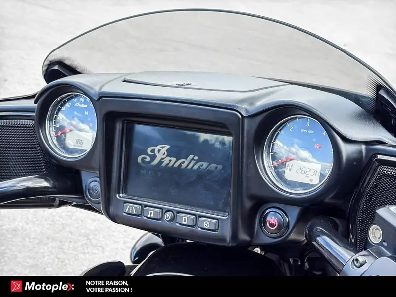 2019 Indian Motorcycle CHIEFTAIN DARKHORSE