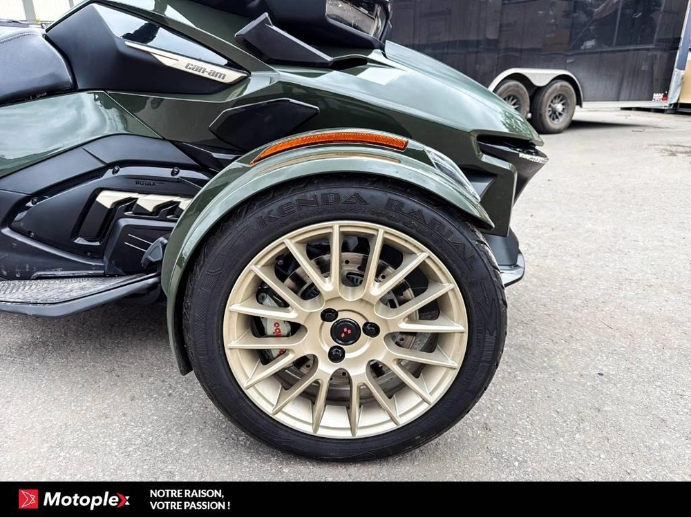 2023 Can-am Spyder Rt Limited Sea-to-sky alt