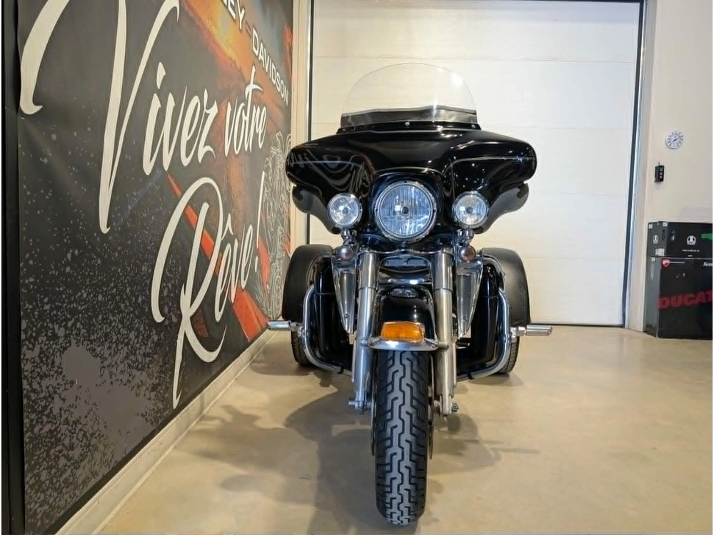 Harley-davidson Trike Tri Glide Ultra Flhtcutg 2013 alt