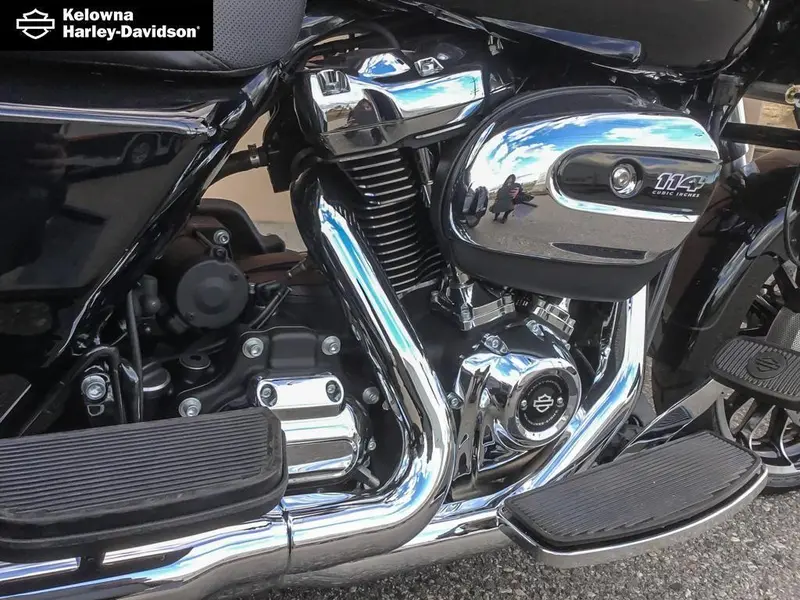 2025 Harley-Davidson FLTRT - Road Glide® 3 thumbnail 18