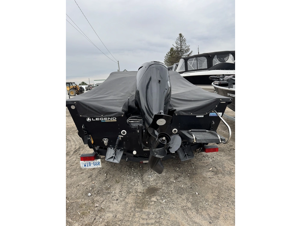 Legend F17 2019 alt