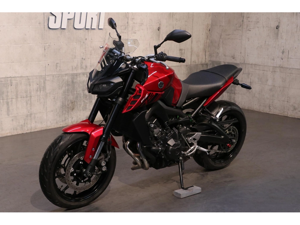 2017 Yamaha Fz-09 alt