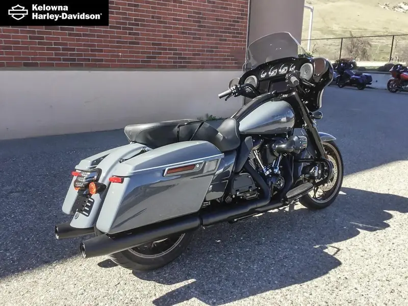 2022 Harley-Davidson FLHXST - Street Glide™ ST thumbnail 4
