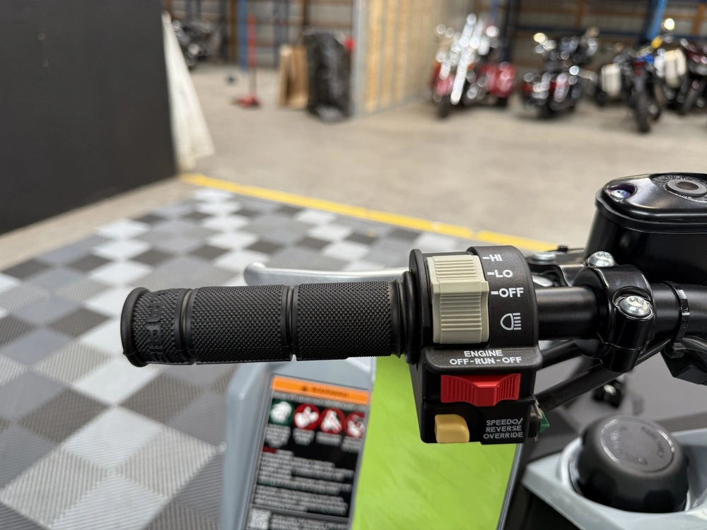 2025 Polaris Scrambler 850 alt