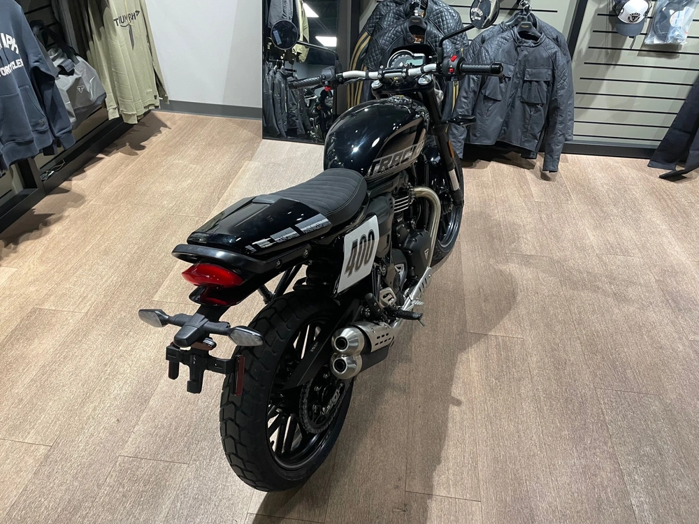 2027 Triumph Tracker 400 - Phantom Black alt