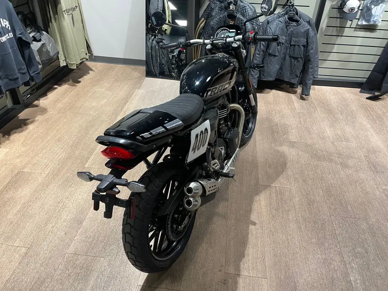 2027 Triumph TRACKER 400 - PHANTOM BLACK