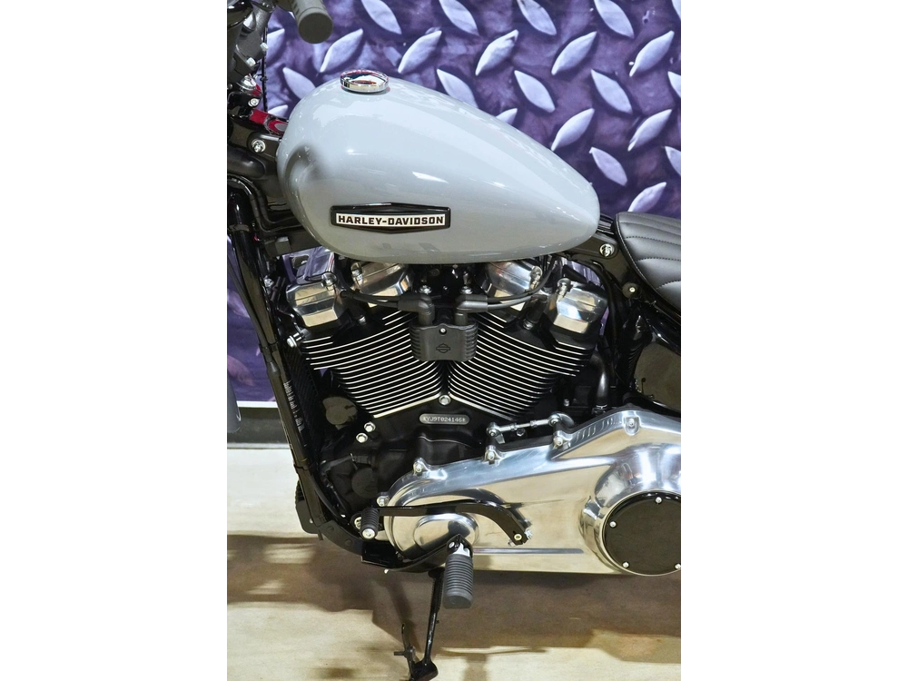 2026 Harley-davidson Fxbb Street Bob Solo alt