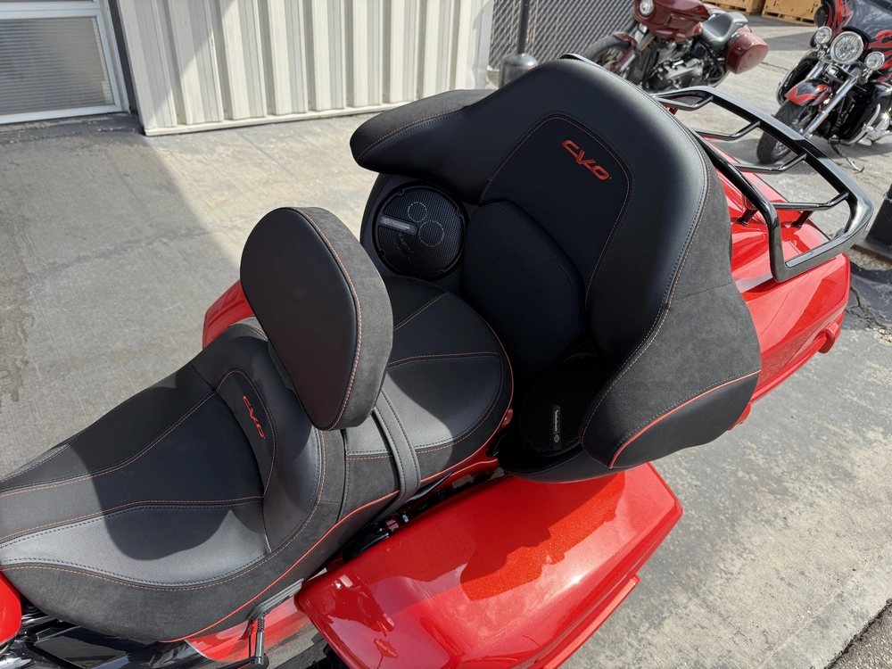 2026 Harley-davidson Cvo Street Glide Limited alt