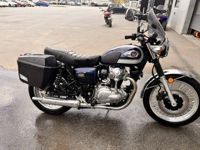Kawasaki W800 W 800 Retro Classique W800 Impeccable 2021 alt