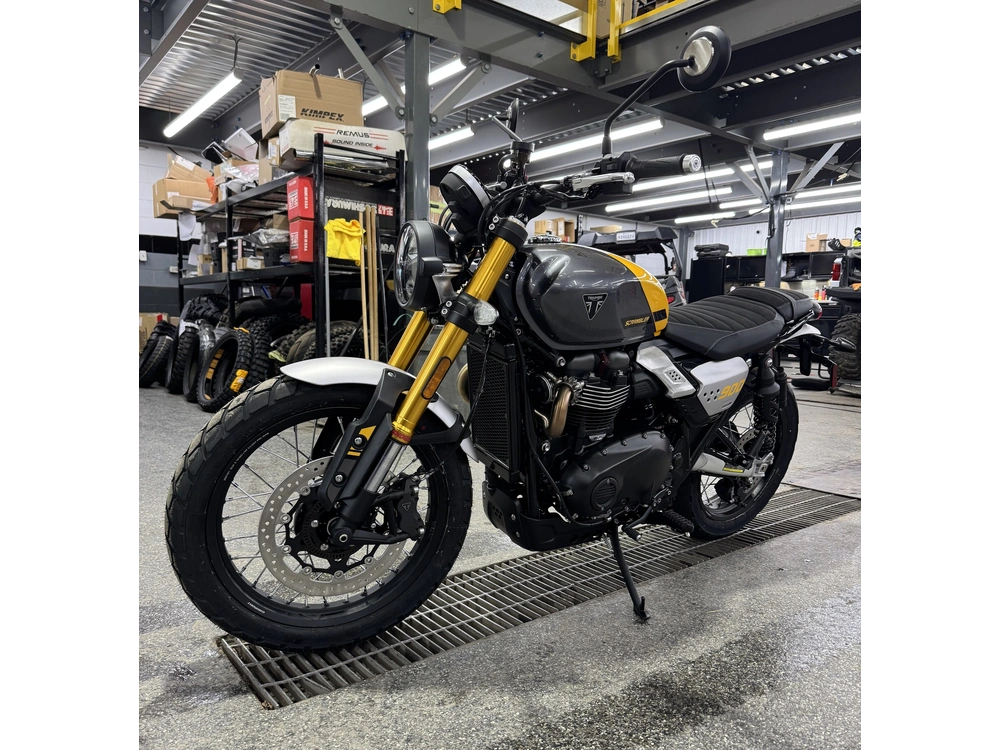 Triumph Scrambler 900 2026 alt