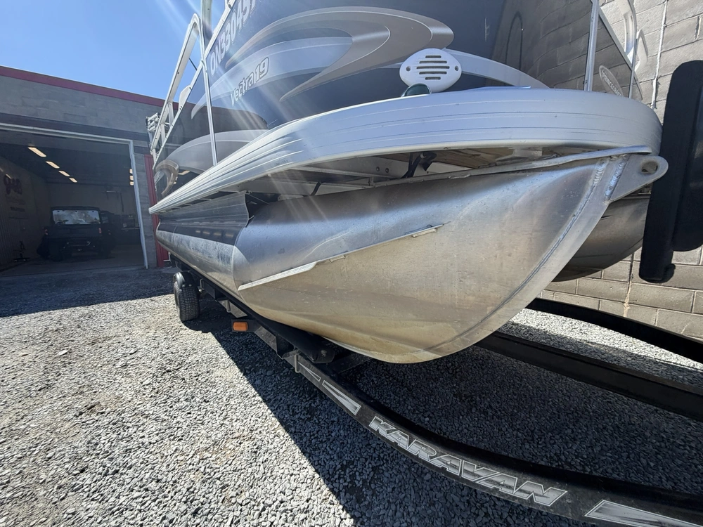 2012 Princecraft Vectra 19 2s alt