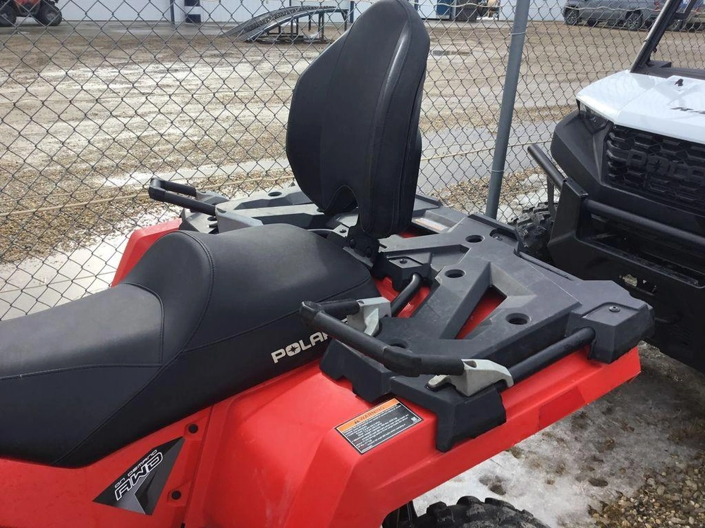 2018 Polaris Sportsman® Touring 570 Indy Red alt