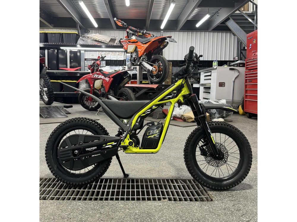 Triumph Txp-16 2026 alt