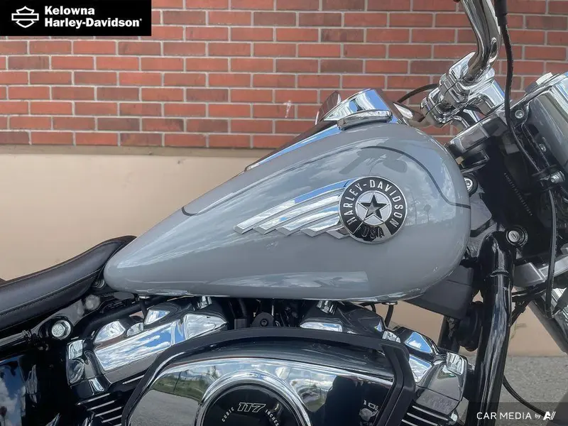 2025 Harley-Davidson FLFB - Fat Boy™ thumbnail 9