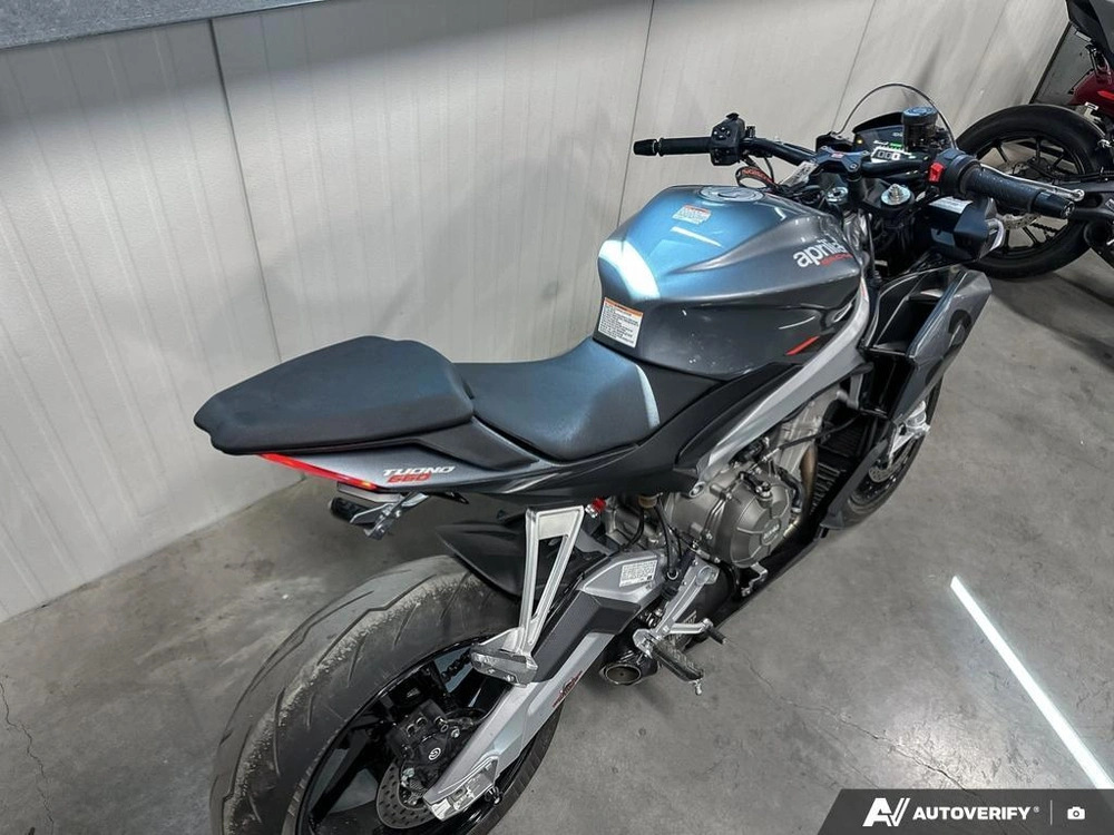 2023 Aprilia Tuono 660 alt