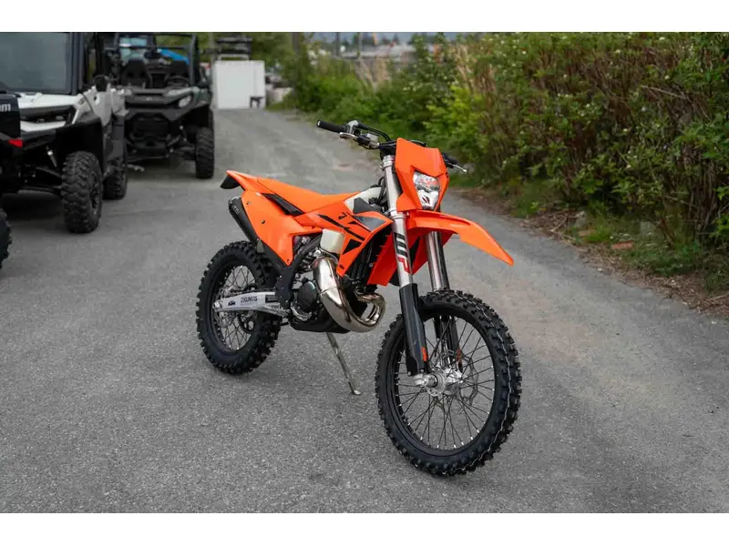 2025 KTM 150 XC-W thumbnail 2