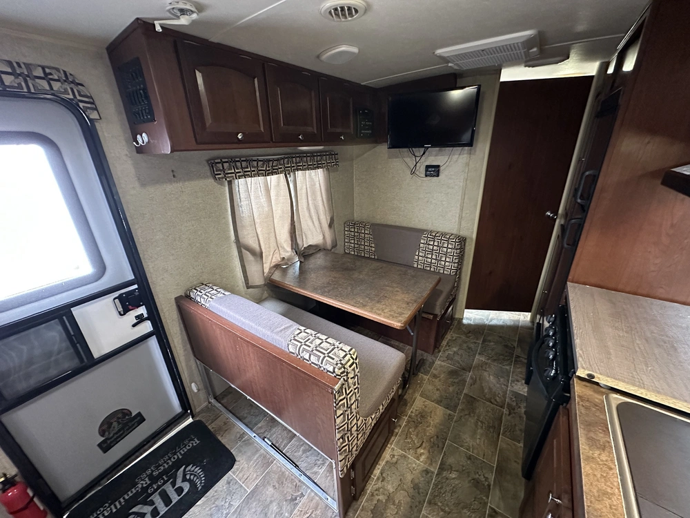 2015 Rockwood Mini Lite 2304 alt